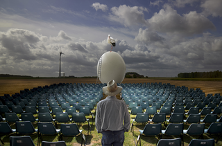 Surrealismo, Reharsel for the biggest Egg show on earth